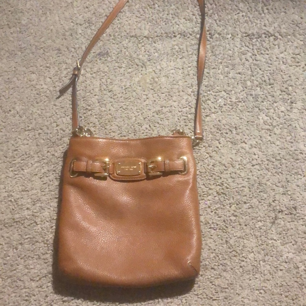 Brown michael kors shoulder purse